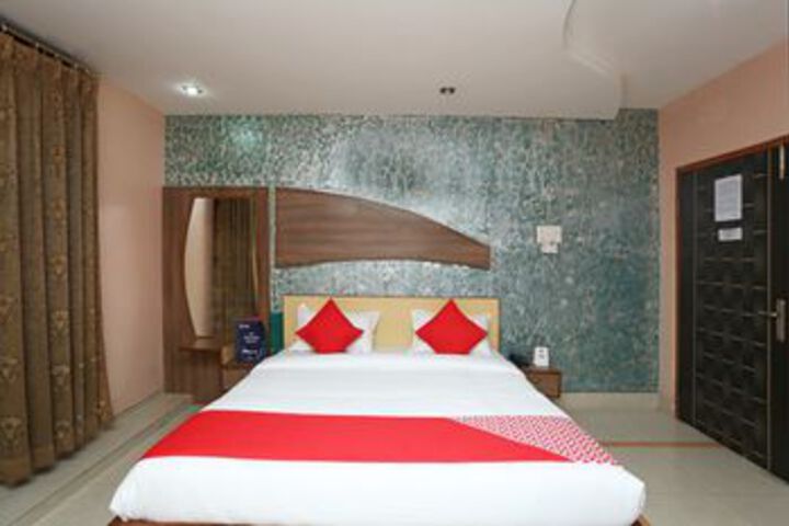 Room 19 of 30