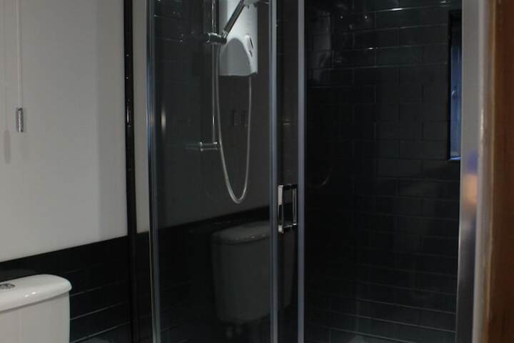 Room 3 of 4