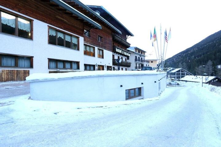 Hotel 49 of 52