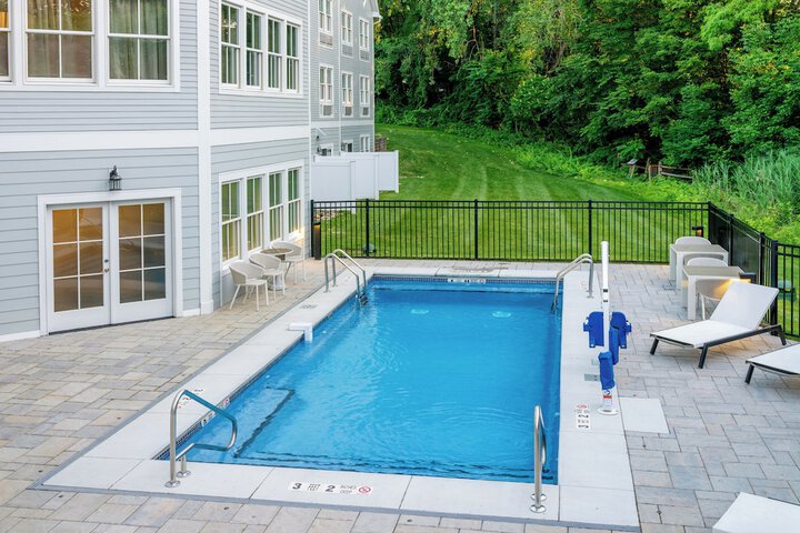Pool 37 of 100