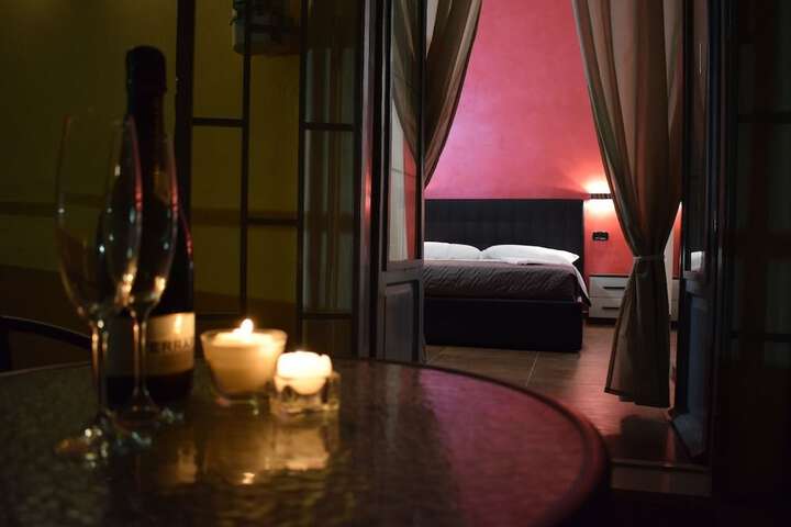 Room 6 of 25