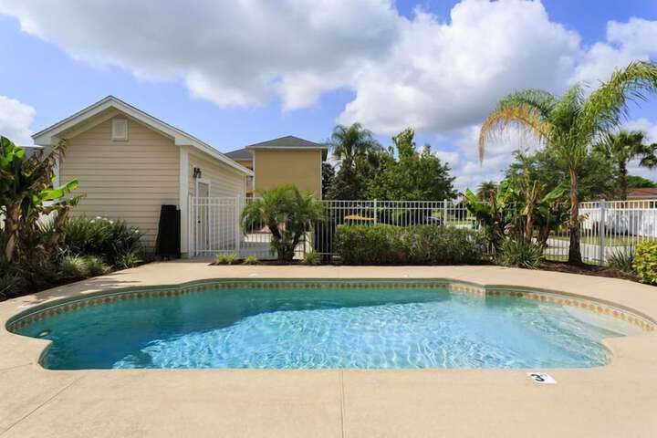 Pool 16 of 30