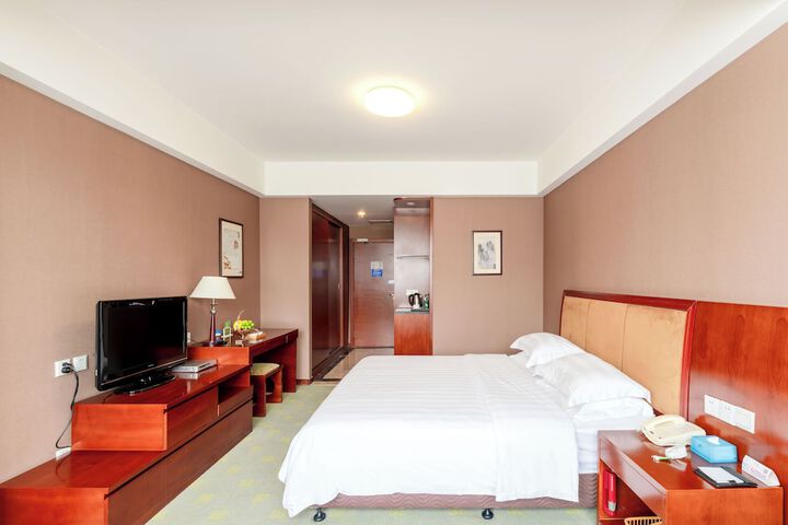 Room 25 of 58