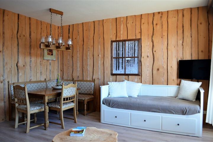 Room 15 of 30