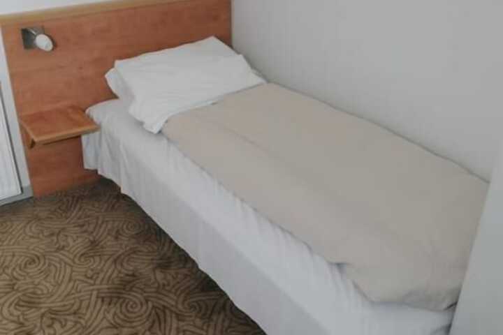 Room 7 of 58