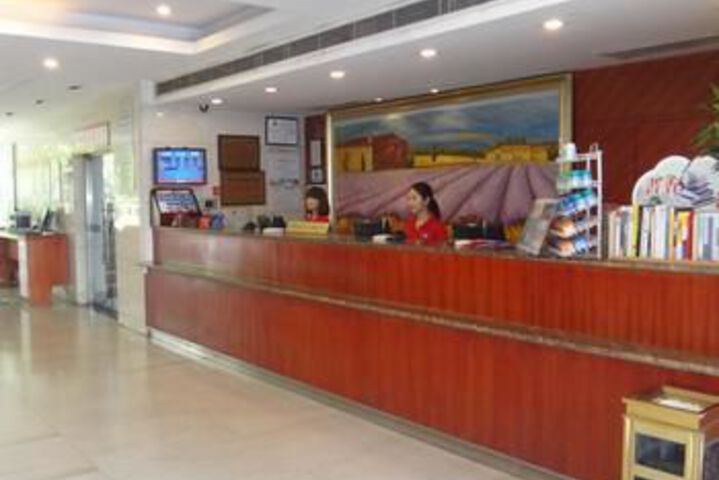 HanTing Premium Hotel (Suzhou Guanqian Street Leqiao Subway Station)