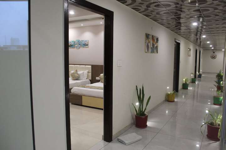 Hotel 2 of 71