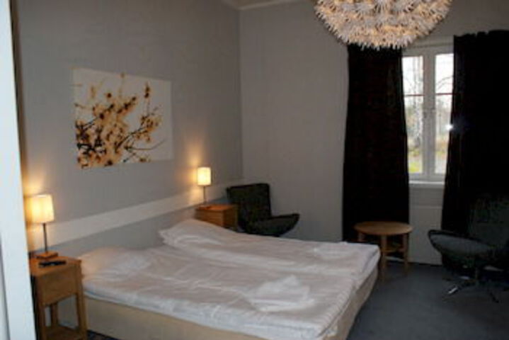 Room 10 of 21