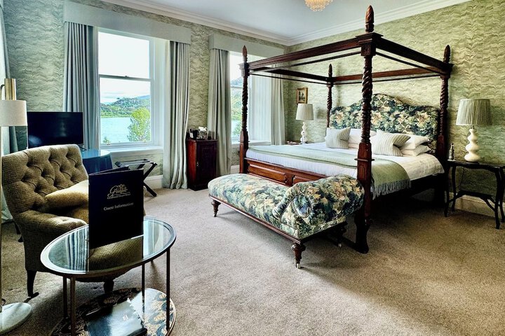 Room 15 of 52