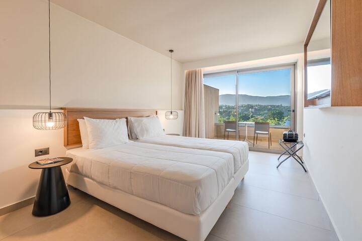 Room 46 of 160