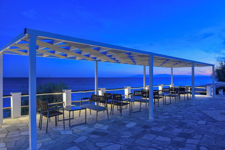 Terrace/Patio 101 of 116