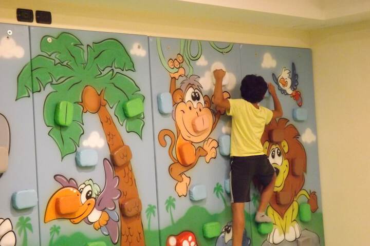Childrens Activities 73 of 79