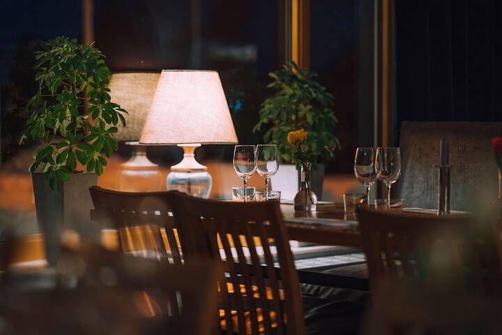 Dining 44 of 58