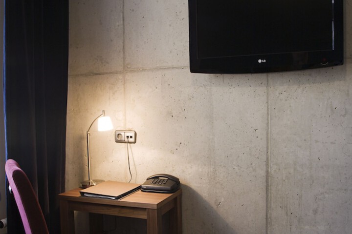 In-room business center