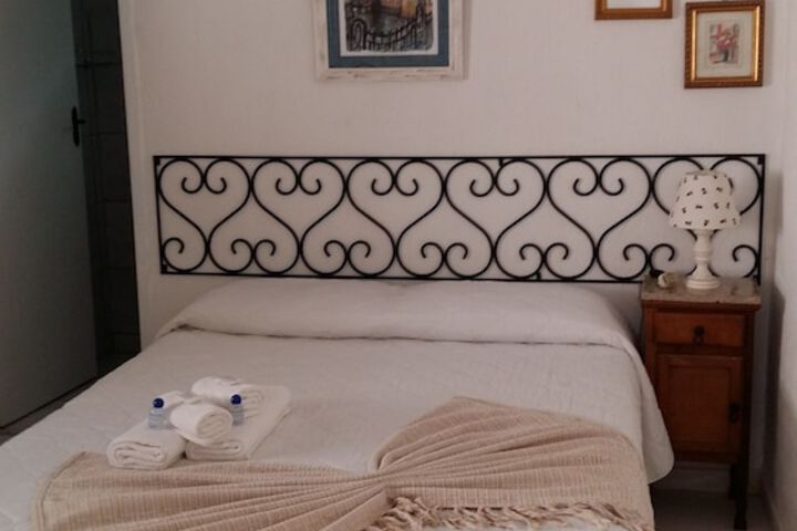 Room 6 of 55