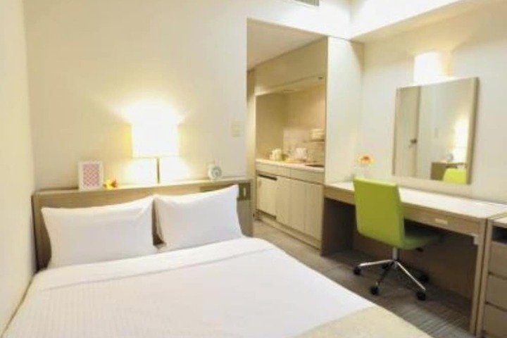 Room 13 of 52