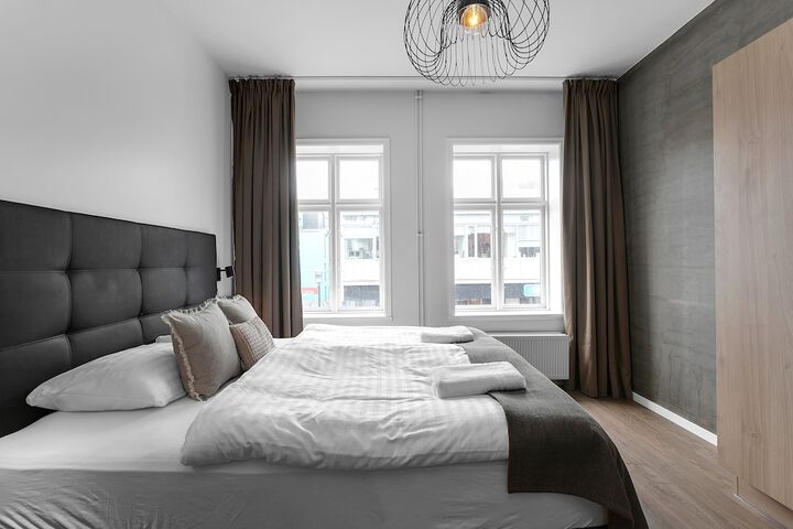 Room 15 of 62