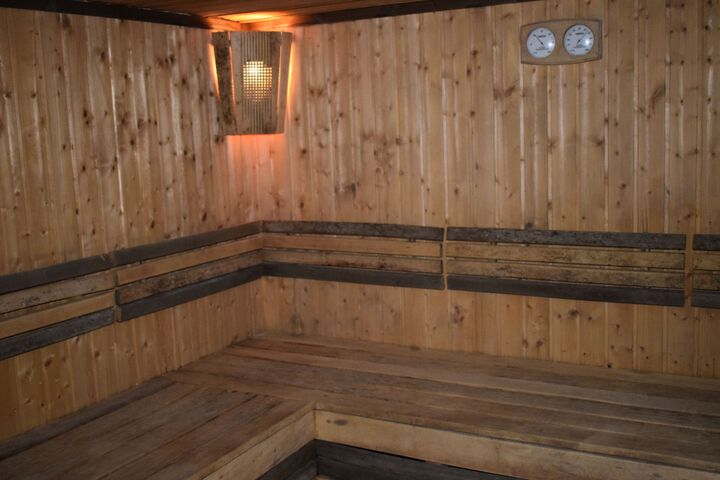 Spa 16 of 17