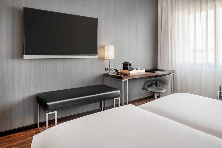 Room 9 of 57
