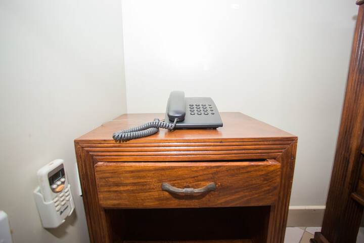 Room 6 of 15