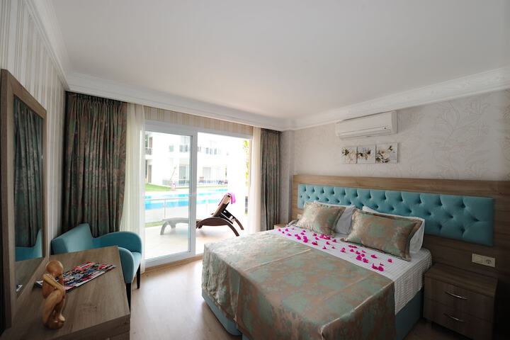 Room 3 of 31