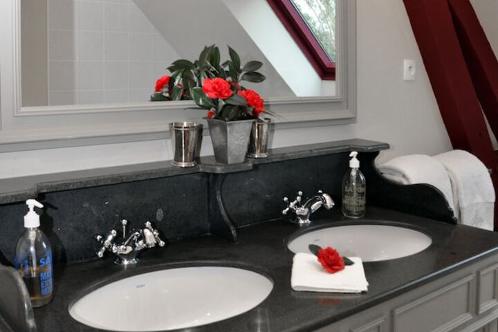 Bathroom Interior Photo