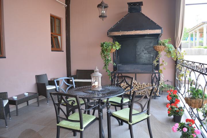 Terrace/Patio 73 of 75