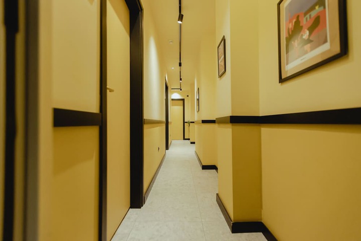 Hotel 76 of 77