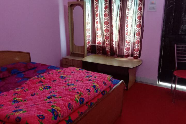 Room 4 of 21