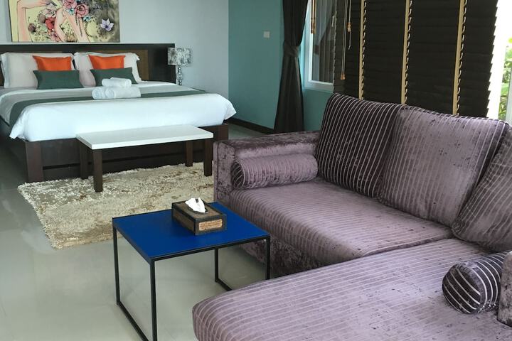 Room 44 of 106
