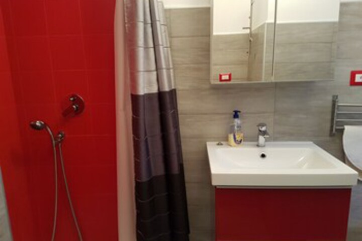 Room 3 of 13