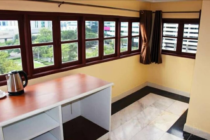 Room 44 of 60
