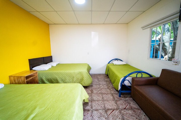 Room 12 of 37