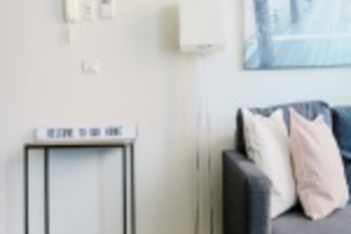 Room 205 of 372