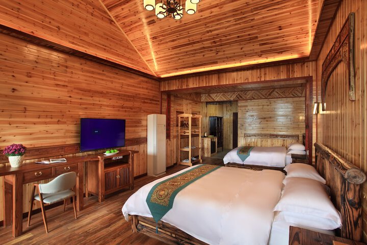 Room 4 of 53