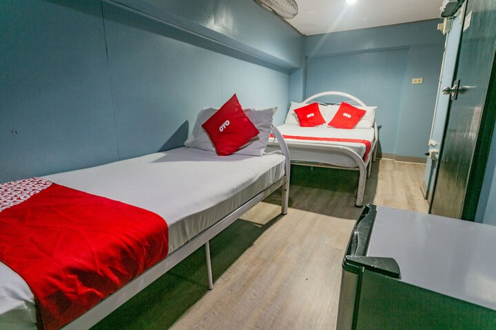 Room 18 of 35