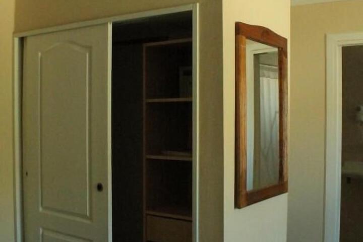 Room 34 of 38