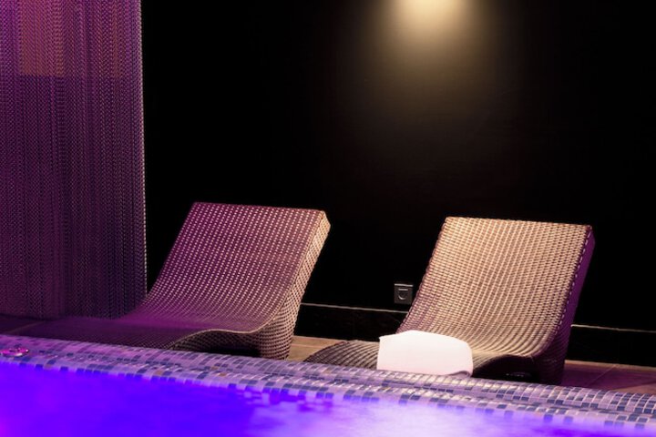 Relaxing Spa