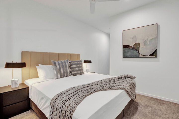 Room 5 of 44