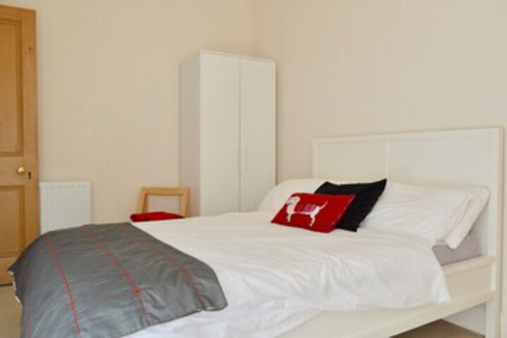 Room 18 of 22