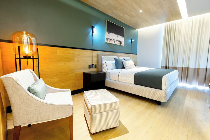 Room 25 of 50