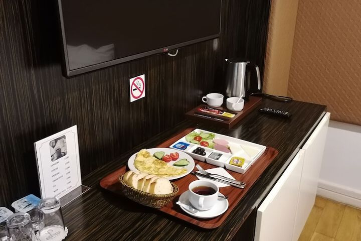 Dining Photos