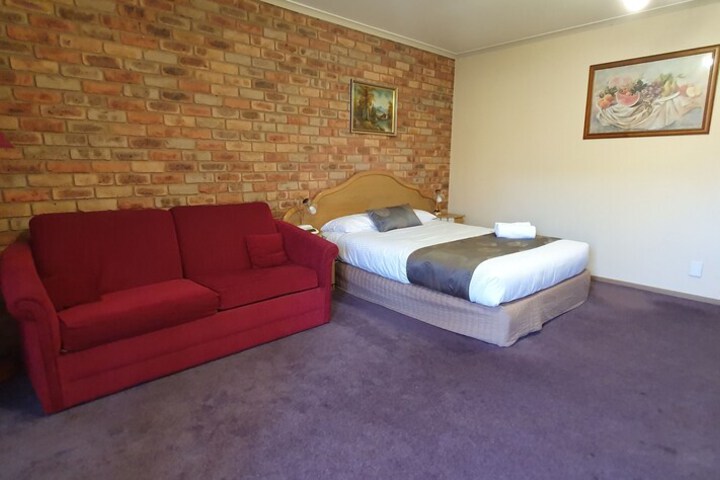 Room 21 of 31