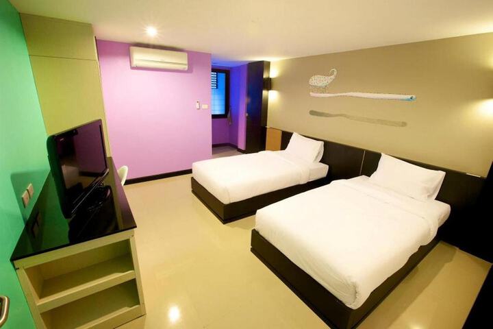 Room 44 of 55