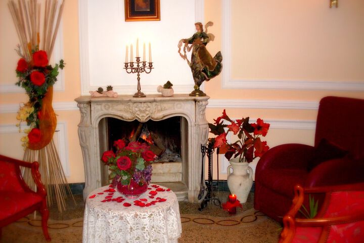 Hotel Interior 6 of 73