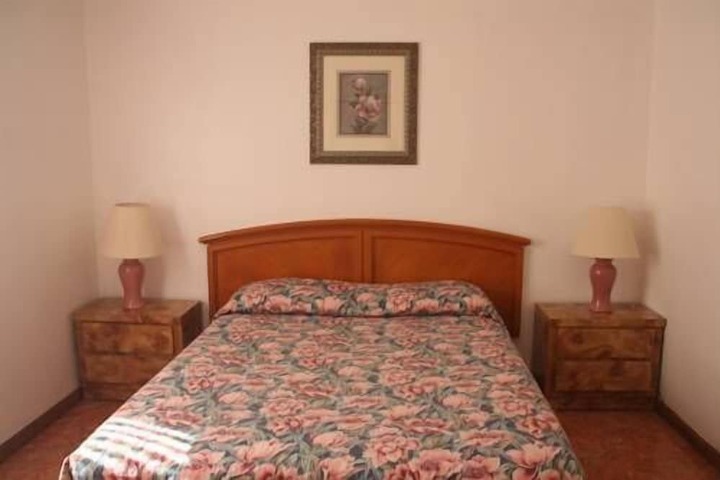 Room 5 of 48