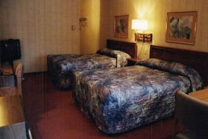 Room 2 of 2