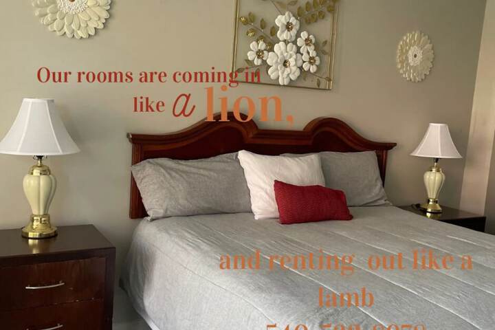 Room 30 of 48