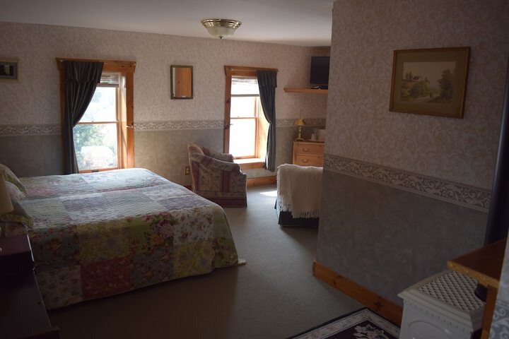 Room 8 of 36