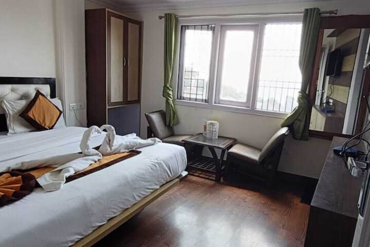 Hotel Apsara by GRB